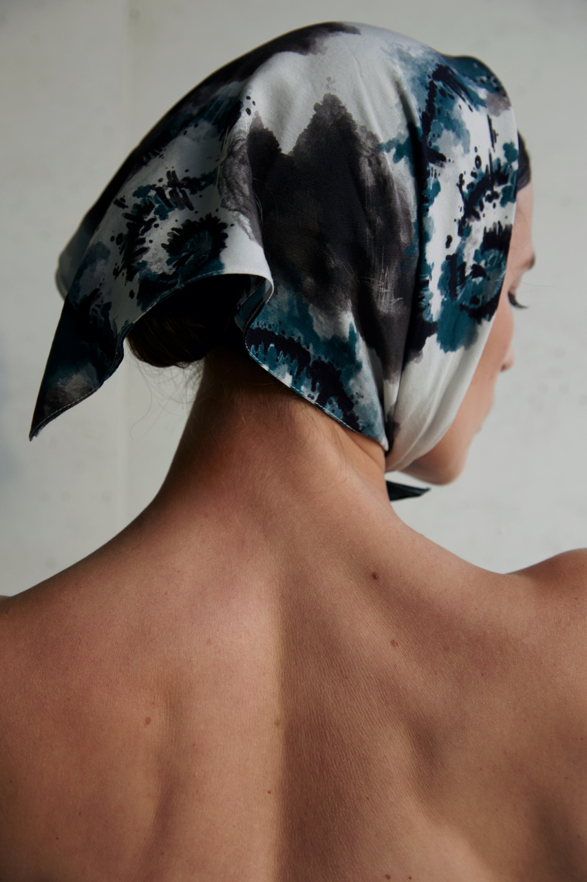 Scarf “Sea Abstraction”